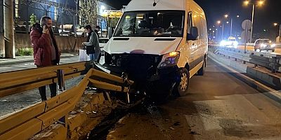 Gebze'de işçi servisi kaza yaptı: 5 yaralı